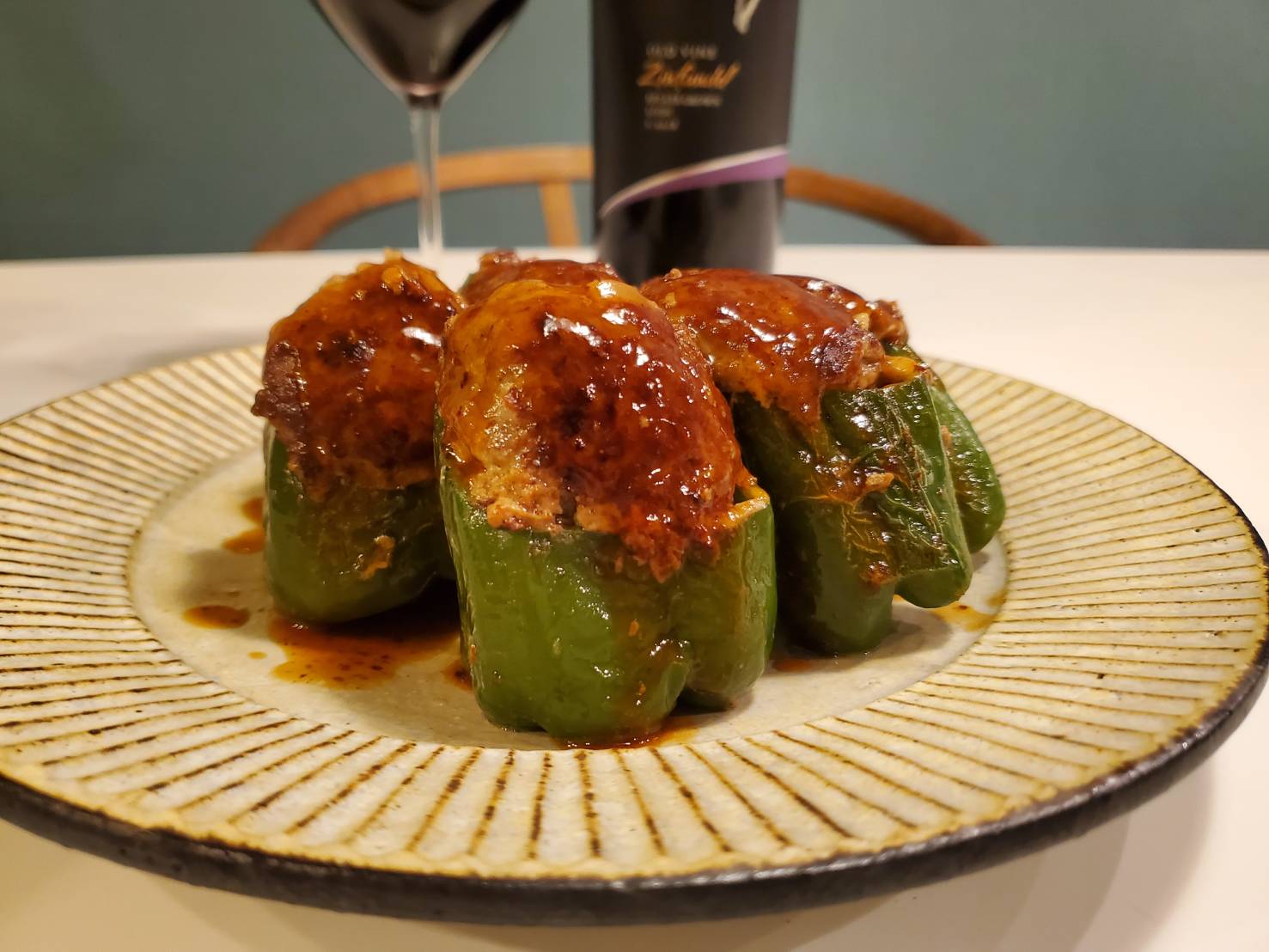 ピーマンの肉詰めとワインのペアリング2021 | TETSUYA WINE SELECTIONS